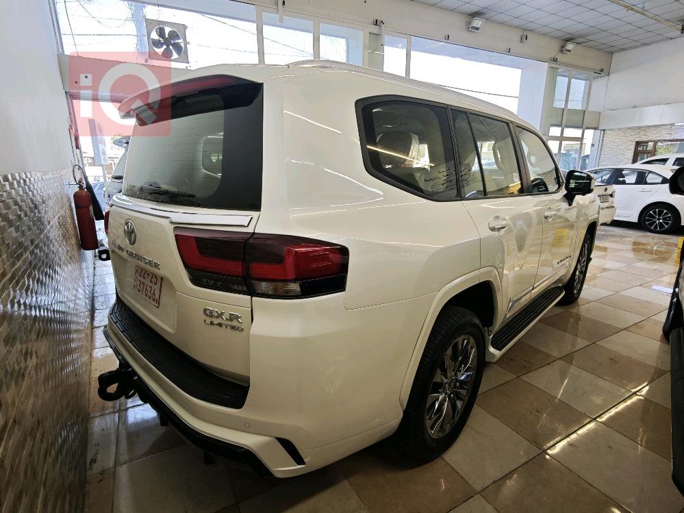 تويوتا لاندكروزر